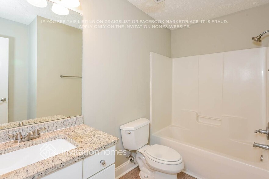 Building Photo - 2909 Sentinel Cir