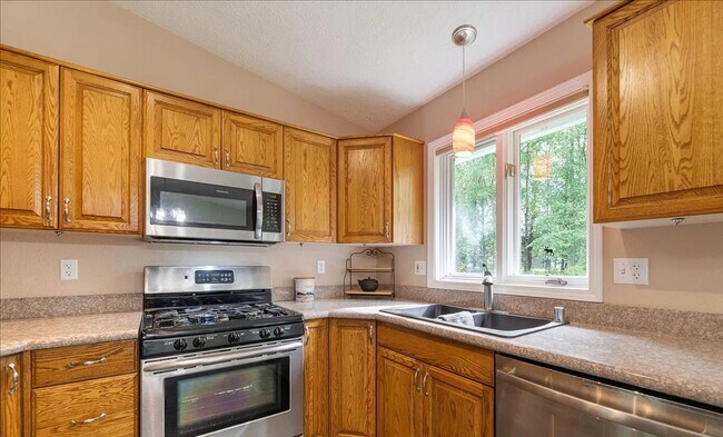 Building Photo - 4040 N Bull Moose Dr