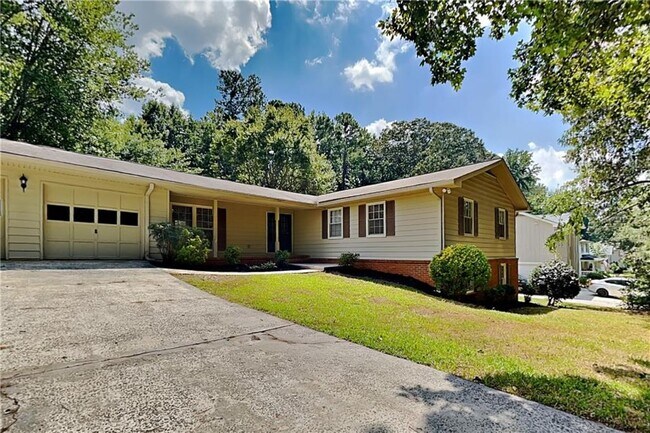 Building Photo - 751 Belmont Ridge