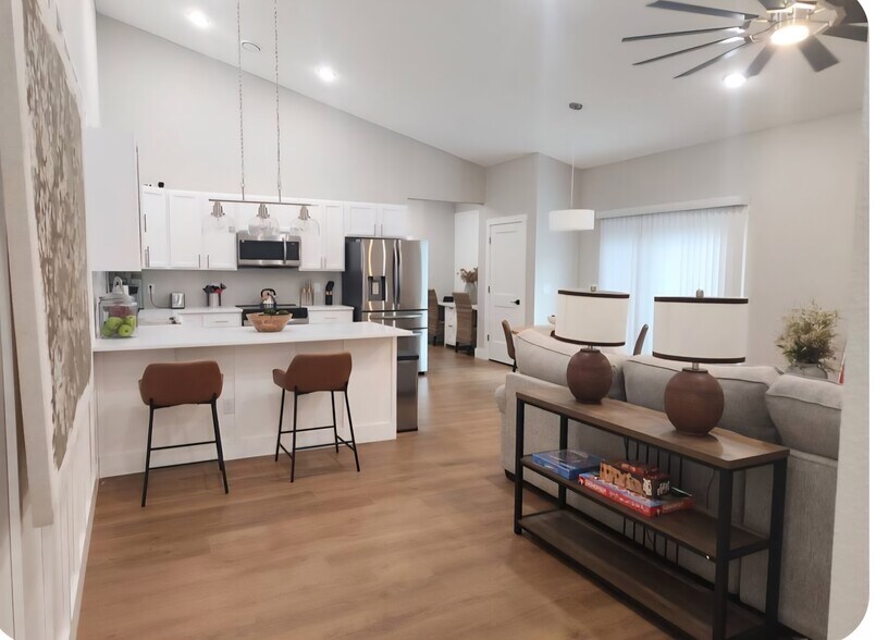 Open Concept Living - 6384 W Flanders Ln