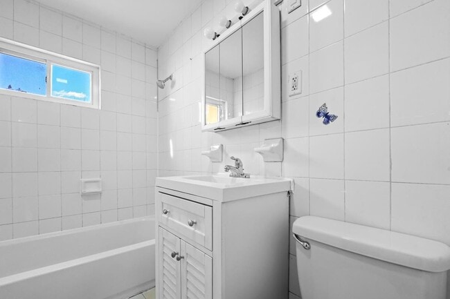 Building Photo - 6118 Palisade Ave