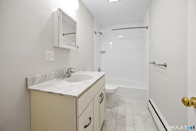 Building Photo - 63 Creamery Rd