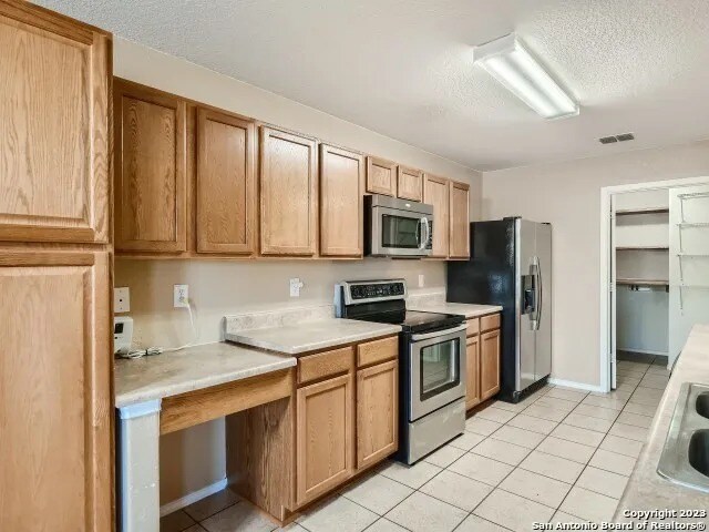 Building Photo - 7902 Derby Vista