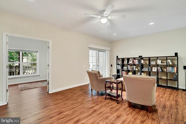 Building Photo - 4035 Timber Oak Trl