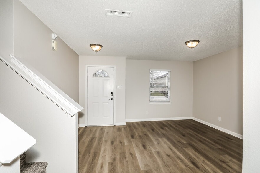 Building Photo - 8346 S Firefly Dr