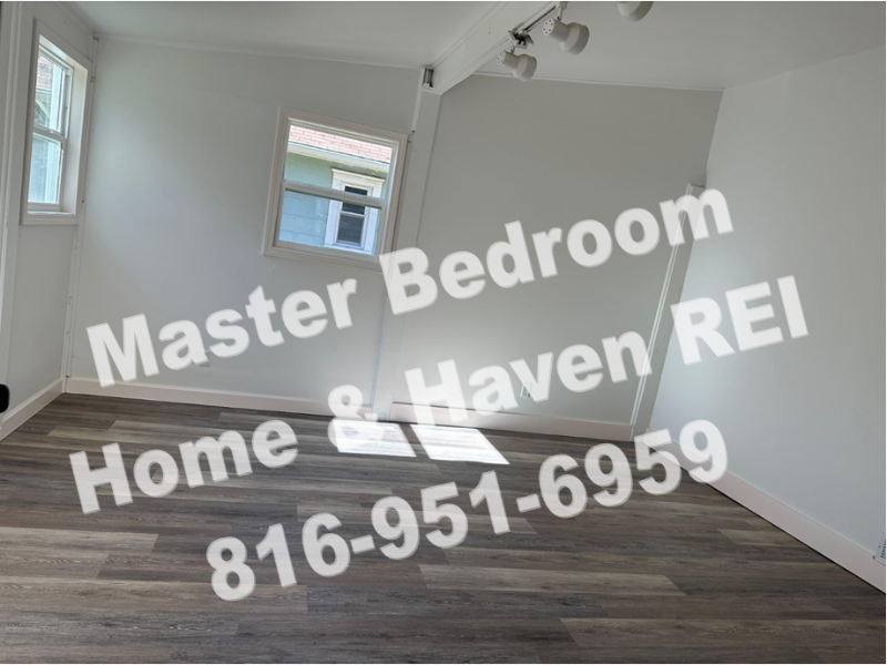 Building Photo - 10503 E Scarritt Ave