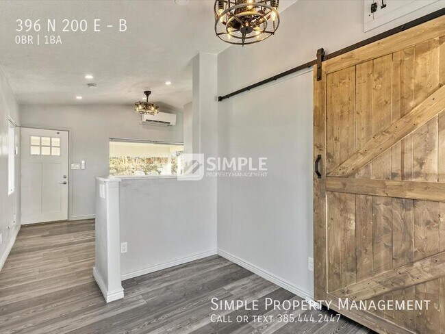 Building Photo - 396 N 200 E