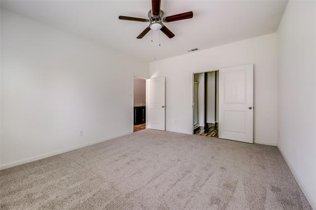 Building Photo - 425 Waterline Dr