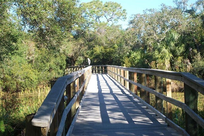 Building Photo - 5635 Whitehead St