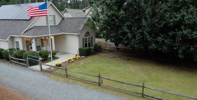 Building Photo - 490 Sheldon Rd