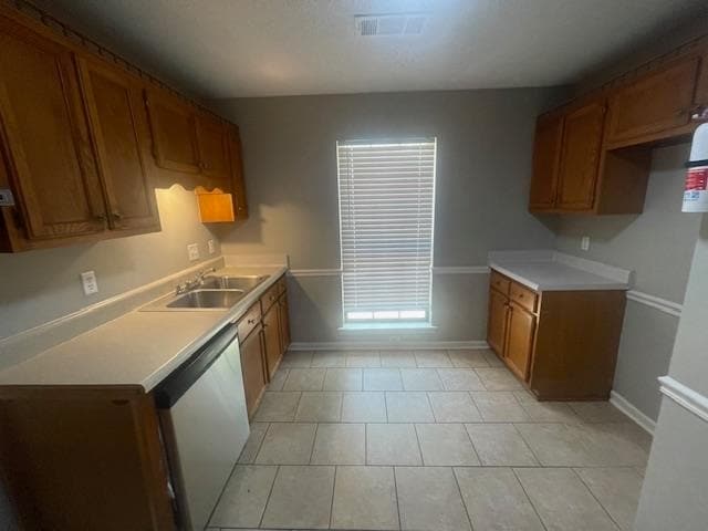 Building Photo - 309 Colonial Dr