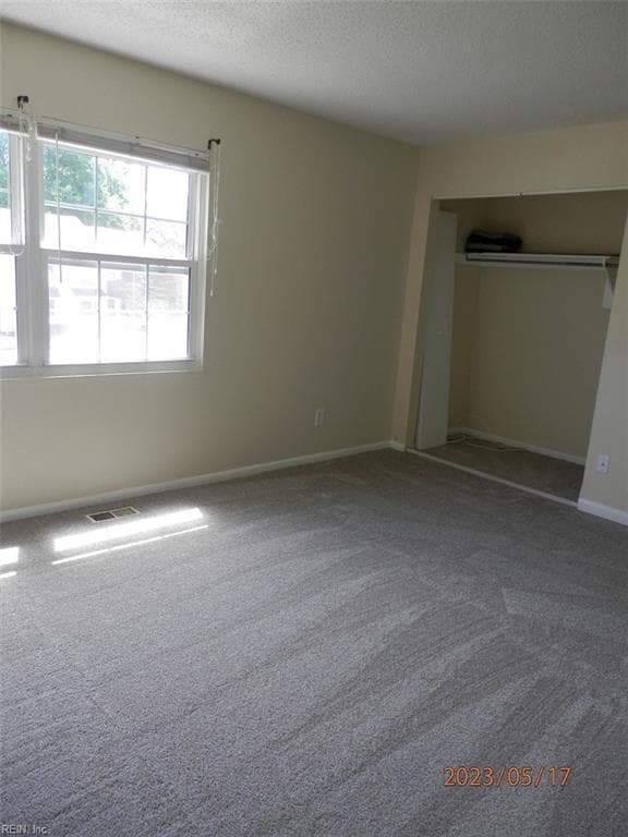 Building Photo - 1346 River Birch Run S
