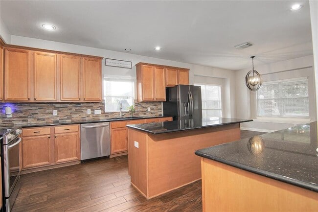 Building Photo - 3014 Brahman Dr