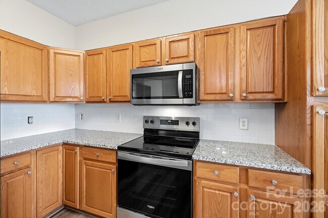 Building Photo - 13931 Dingess Rd