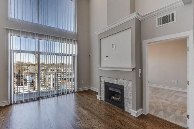 Building Photo - 3333 Darcy St