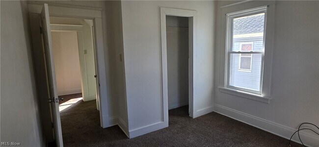 Building Photo - 1235 Bellows St