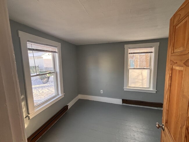 Building Photo - 1BR/1BA Apartment – Prime Location Near Downtown Bath!
