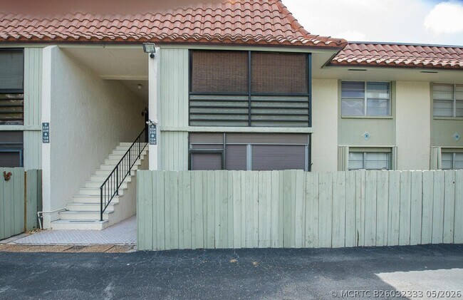 Building Photo - 1174 NW 13th St