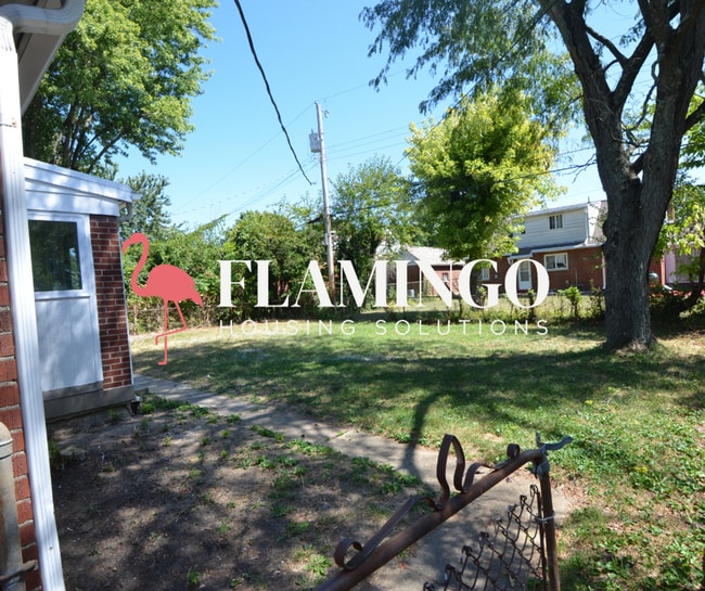 Building Photo - 2510 Catalpa Dr.