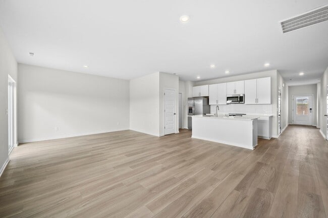 Building Photo - Move-In Specials Available! Brand-New Home in Ross Farms!