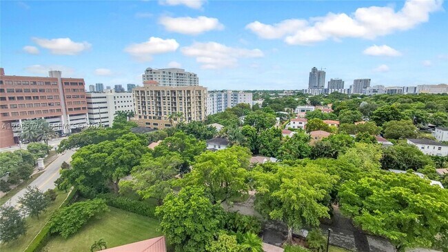 Building Photo - 3128 Coconut Grove Dr