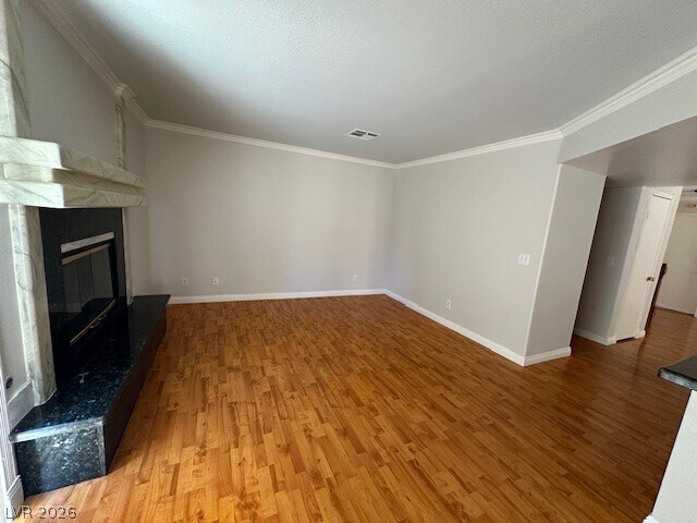 Building Photo - 1604 Desert Canyon Ct