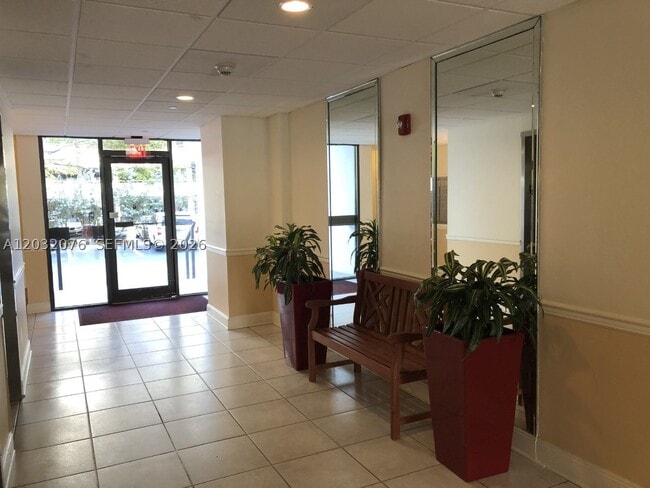 Building Photo - 150 Ocean Ln Dr