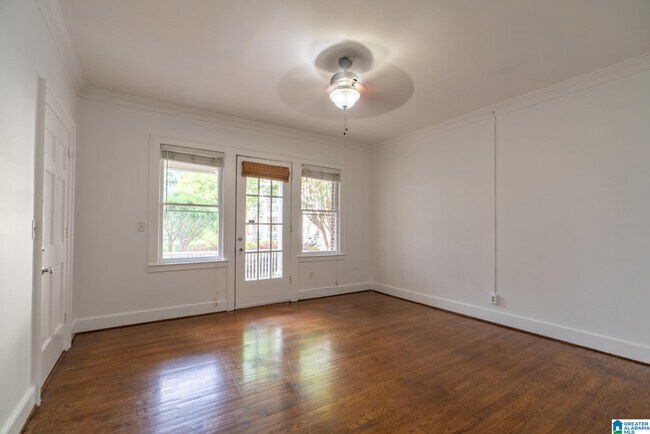 Building Photo - 3809 12th Ct S