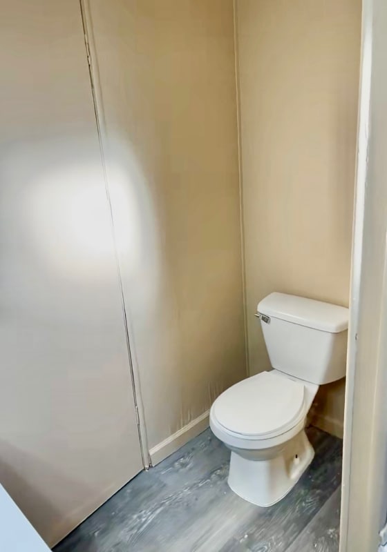 Building Photo - 6345 N Dona Ana Rd