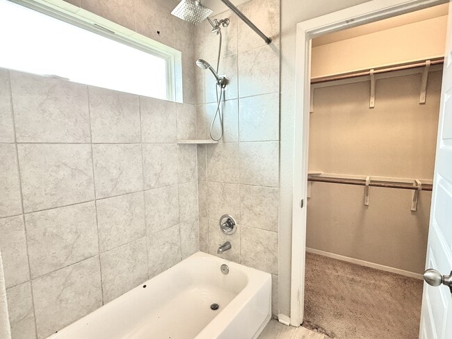 Building Photo - 5629 Corso Ct