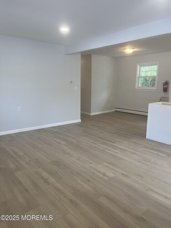 Building Photo - 18 Caribbean Ct