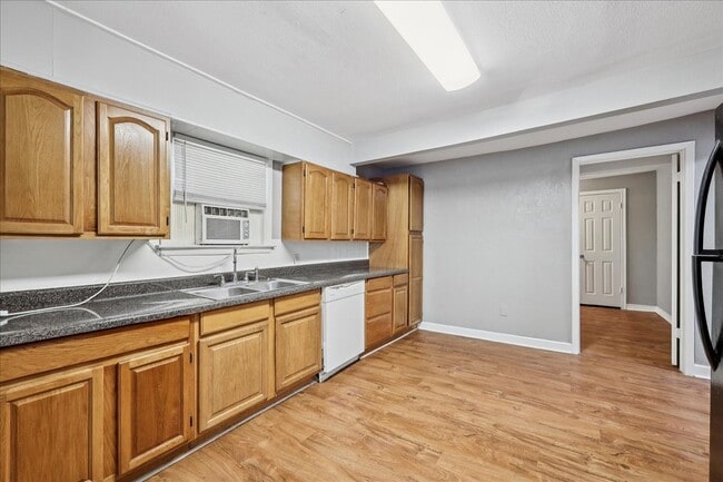 Building Photo - 1819 N 19th St