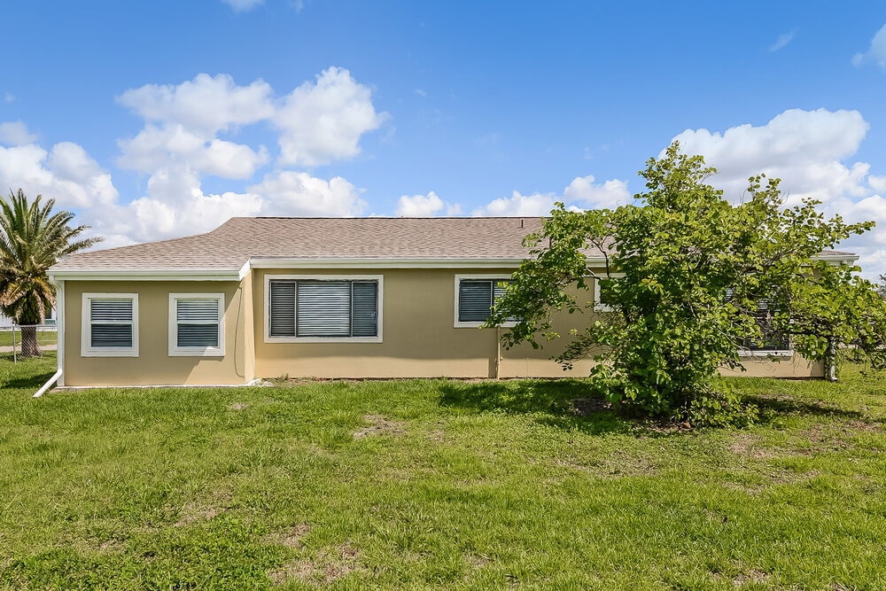 Building Photo - 5362 Trekell St