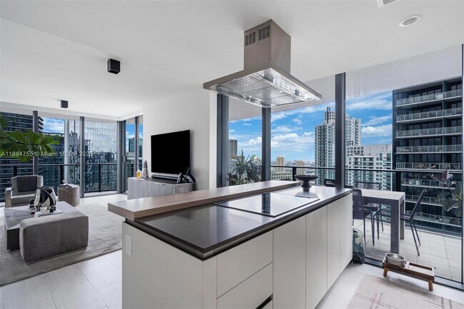 Building Photo - 1000 Brickell Plaza
