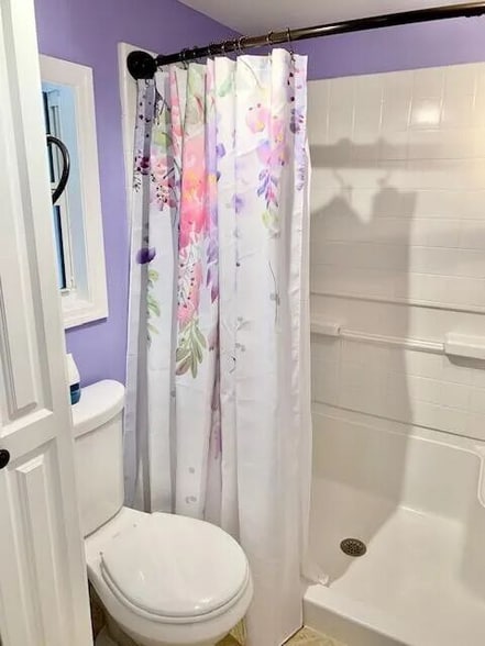 Building Photo - 802 S Emerald Dr