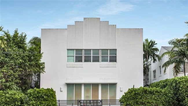 Building Photo - 935 Euclid Ave