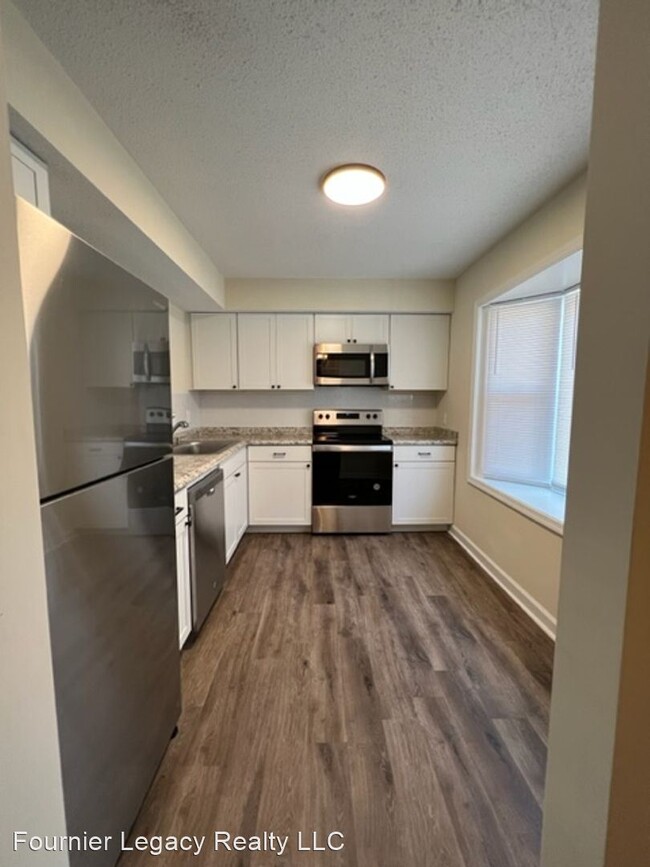 Building Photo - 3 br, 2.5 bath House - 4239 Baylor Street