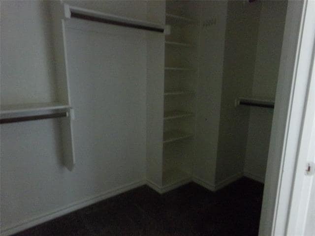 Building Photo - 811 Acadia Ct