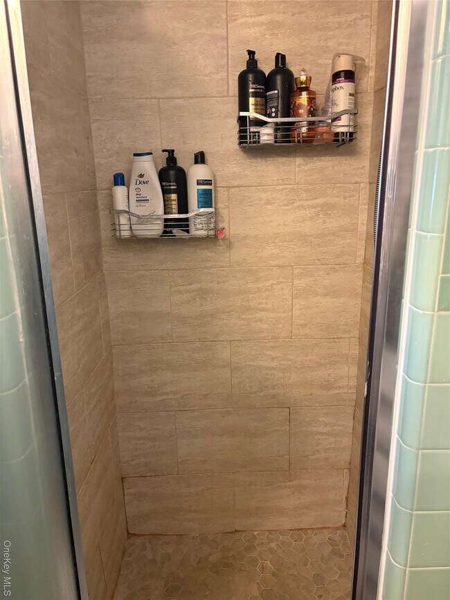 Building Photo - 344 E Penn St