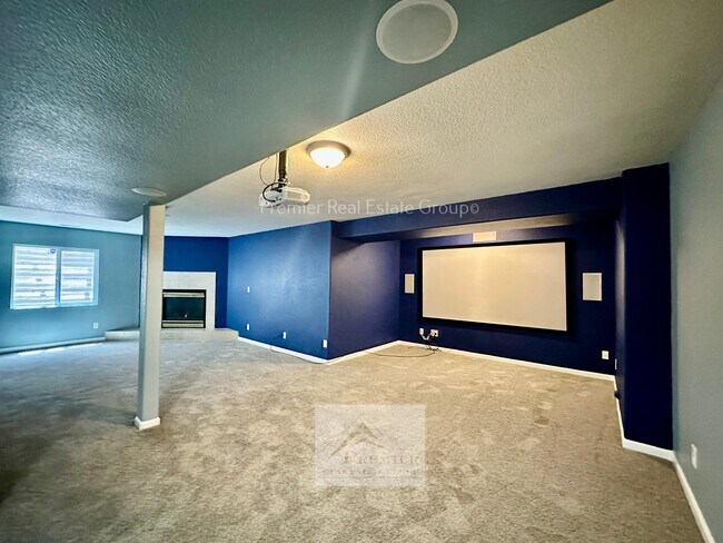 Building Photo - 7190 Lone Eagle Ln