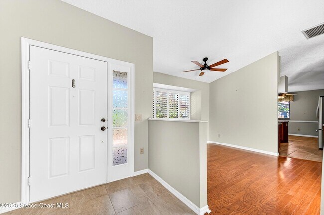 Building Photo - 810 Parkside Pl