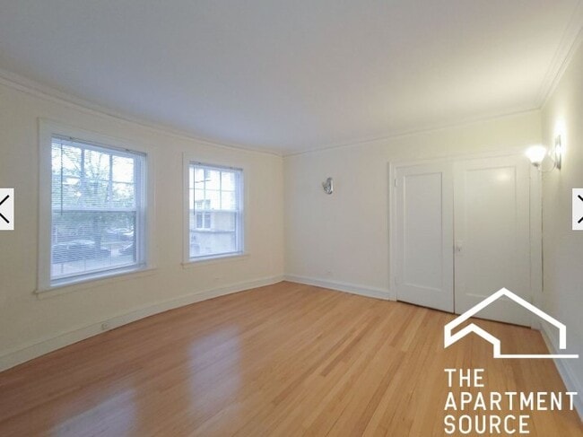 Building Photo - 1610 W Sunnyside Ave
