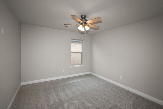 Building Photo - 4713 Scotty Dr
