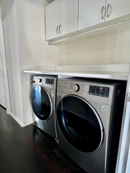 Building Photo - 18916 Randall Pl