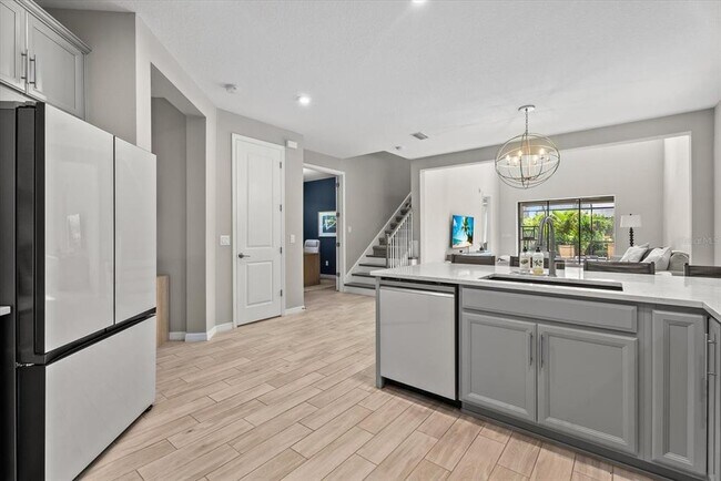 Building Photo - 15360 Isla Palma Ln