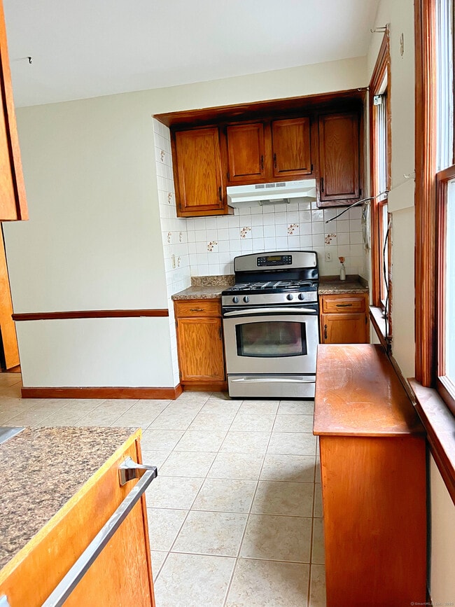 Building Photo - 267 Grandview Terrace