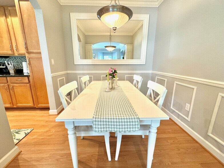 Building Photo - 2638 McKnight Crossing Ct