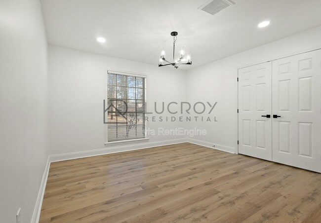 Building Photo - 816 Winthrop Cir