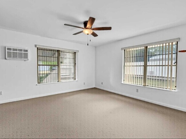 Building Photo - 2191 NE 172nd St