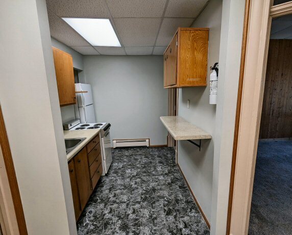 Building Photo - 24 Main St S